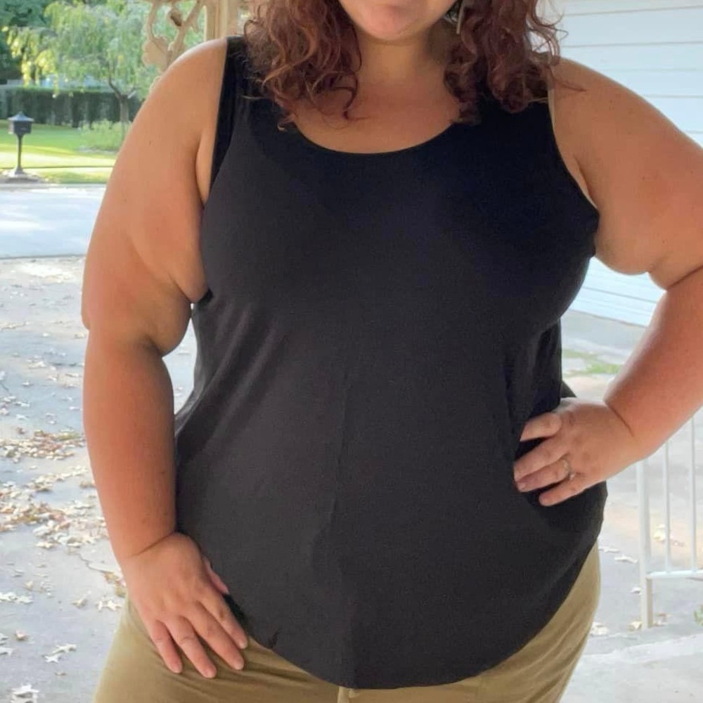 Zenana black tank top